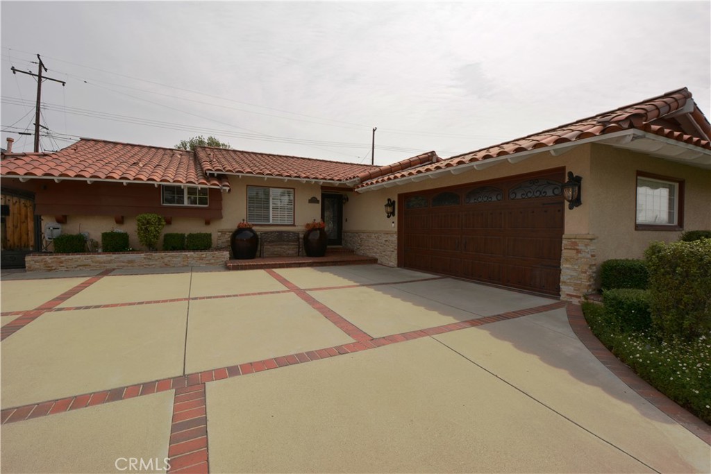 780 Ridgehaven Drive