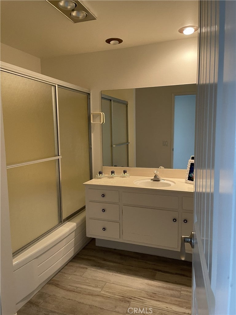 3755 Vista Campana N 42