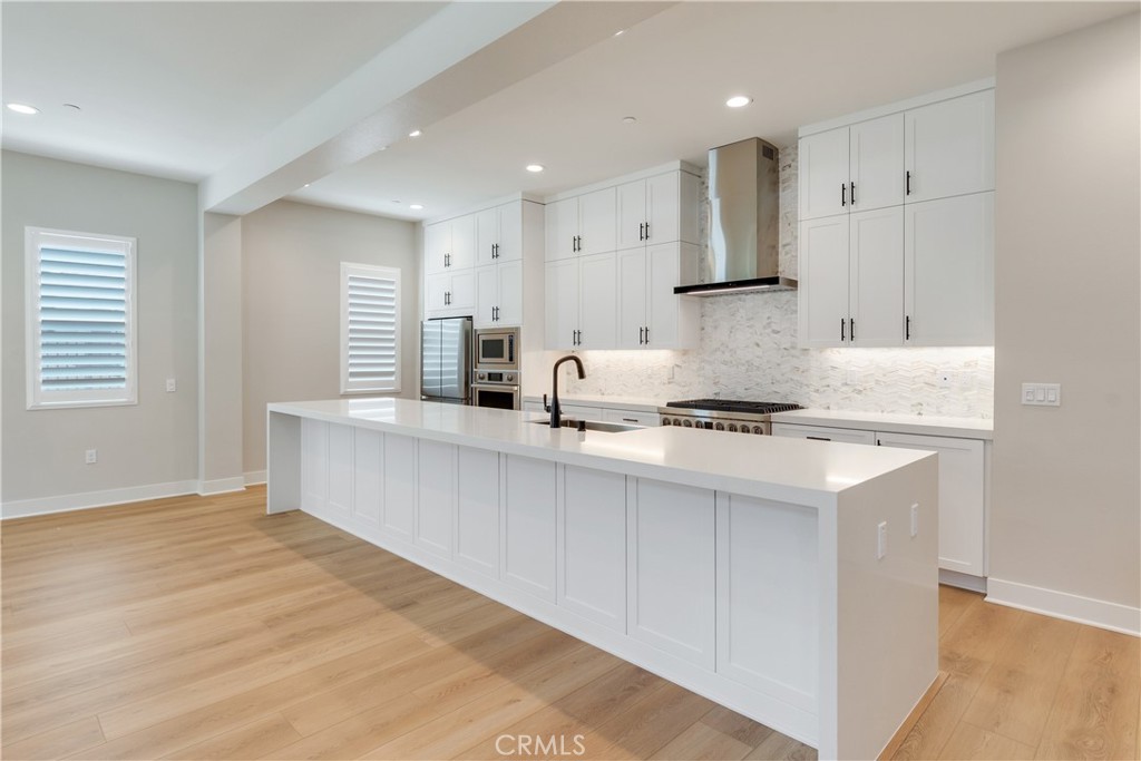 6548 Canyon Oaks Drive