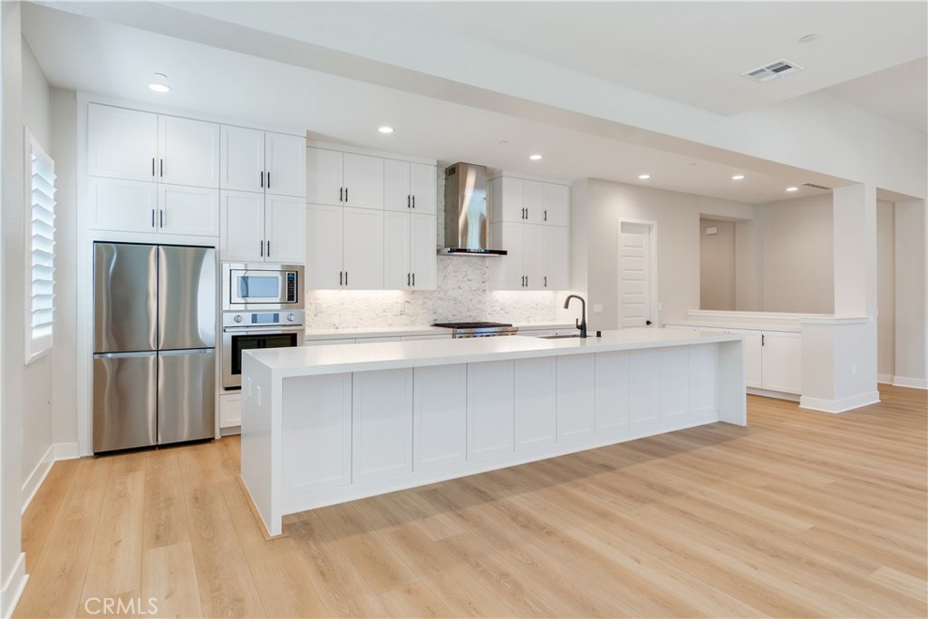 6548 Canyon Oaks Drive