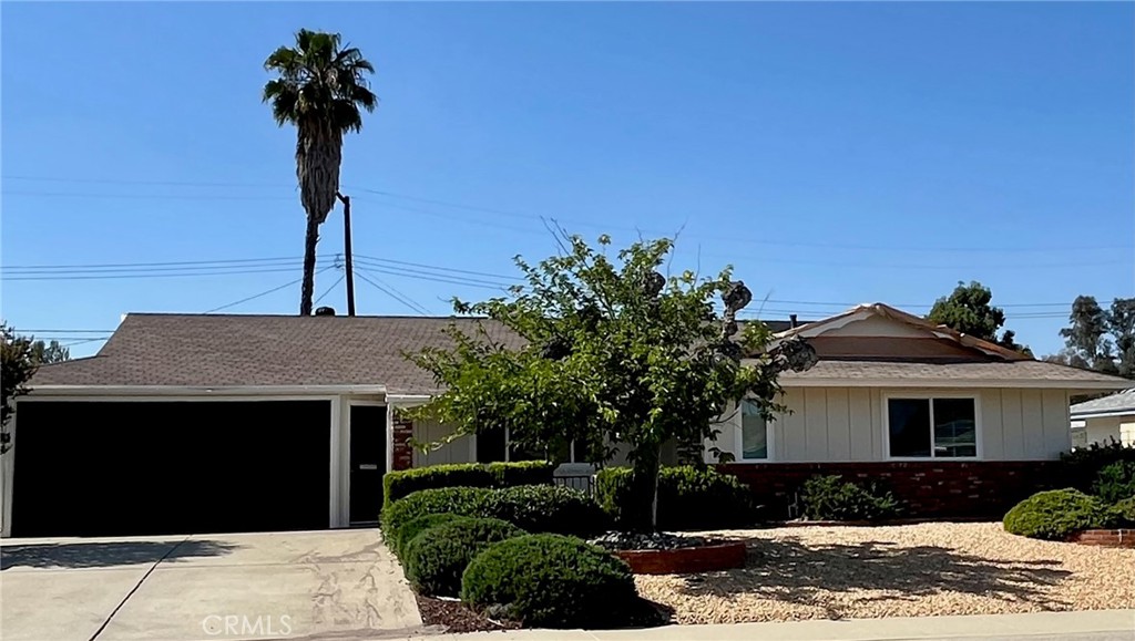 Step into this completely remodeled, bright and spacious two-bedroom, two-bath home in the highly sought-after 55+ Del Webb community—beautifully upgraded inside and out and fully move-in ready. The open-concept layout features a welcoming living room, dining area, and a stunning kitchen with quartz countertops, new cabinetry, stainless steel appliances, a breakfast bar, and a discreet pull-out trash drawer. Both bathrooms have been beautifully upgraded with quartz counters and tiled enclosures. The bedrooms are clean, cozy, and feature ceiling fans for year-round comfort. Just off the kitchen and dining area is a bright and versatile bonus room—perfect for a family room, craft or hobby space, home gym, or morning coffee retreat.
Additional upgrades include premium vinyl plank flooring throughout, new dual-pane windows with new blinds, fresh interior and exterior paint, and updated lighting and electrical. The indoor laundry room offers generous cabinetry for storage and organization.
Step outside to a covered patio and spacious backyard—perfect for entertaining or relaxing. The attached two-car garage includes a connected storage room with built-in cabinetry, lighting, and power—ideal for a craft room, home office, or small workshop. Conveniently close to shopping and medical centers. Affordable senior living at its best—don't miss out!
