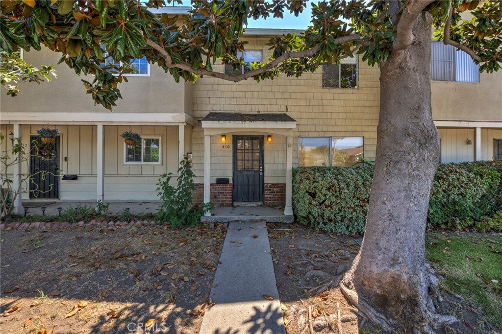 410 N Cerritos AVE