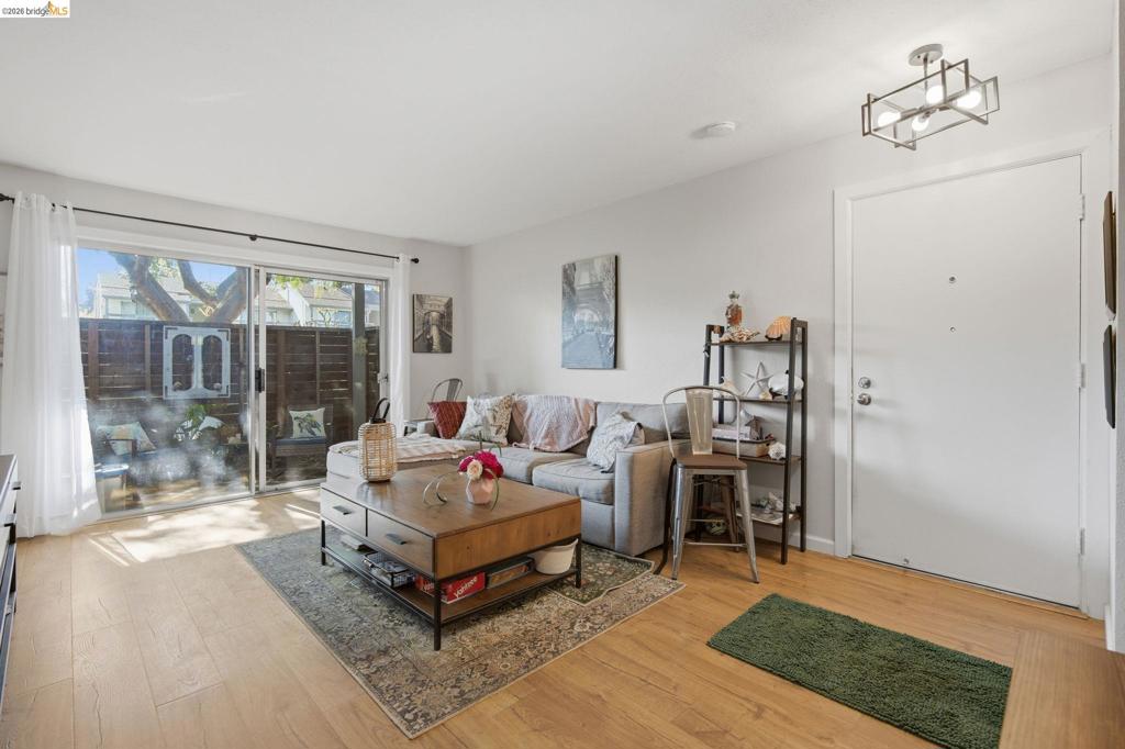 4081 Clayton Rd. 118