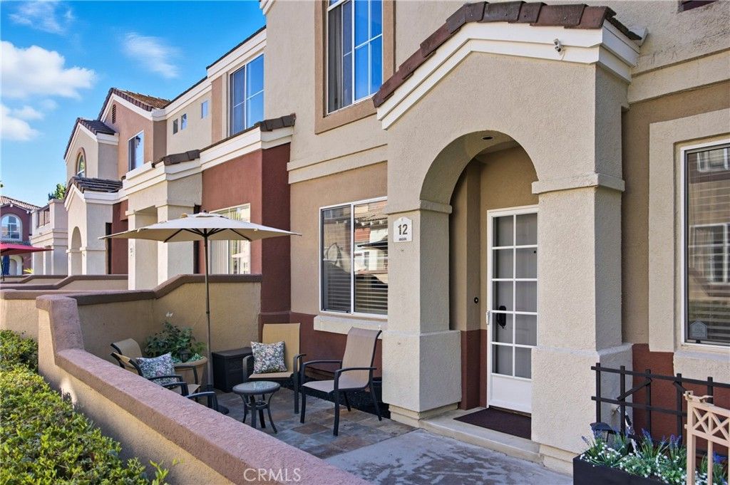 Photo of 12 Anacapa Court, Lake Forest, CA 92610 (MLS # OC25238191)