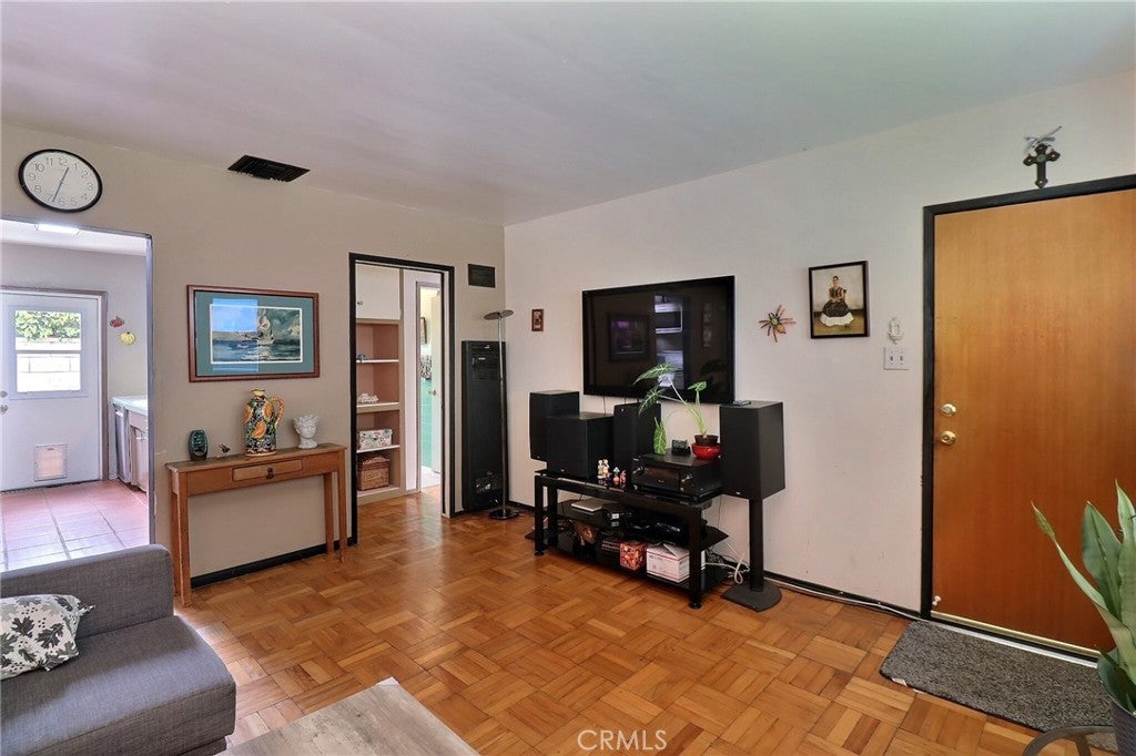5426 Warman Lane