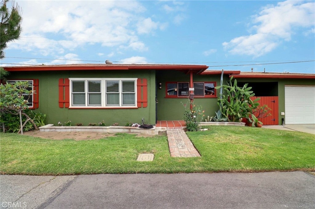 5426 Warman Lane