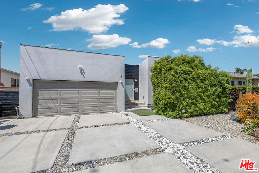 11115 Greenlawn Avenue