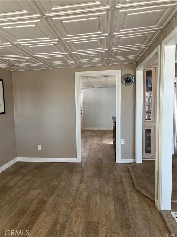 1295 S Cawston