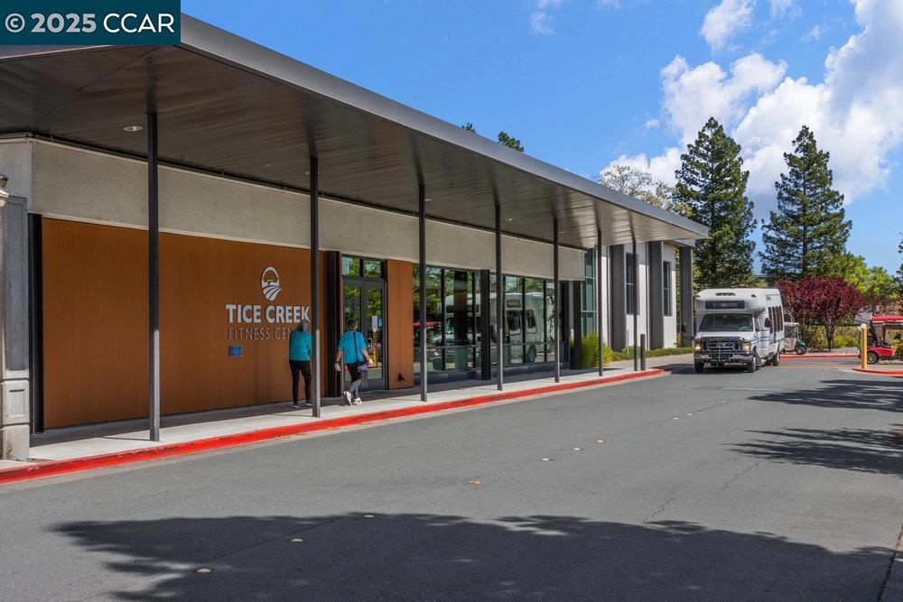 ROSSMOOR - Residential