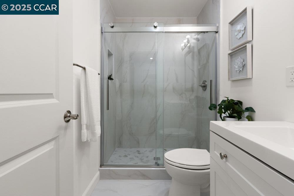 ROSSMOOR - Residential