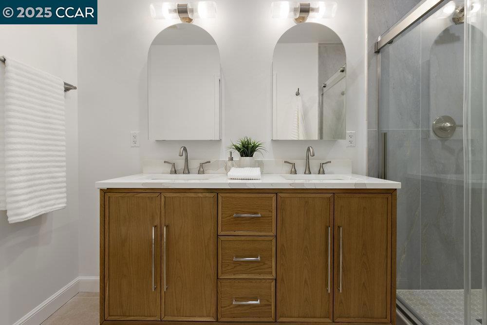 ROSSMOOR - Residential