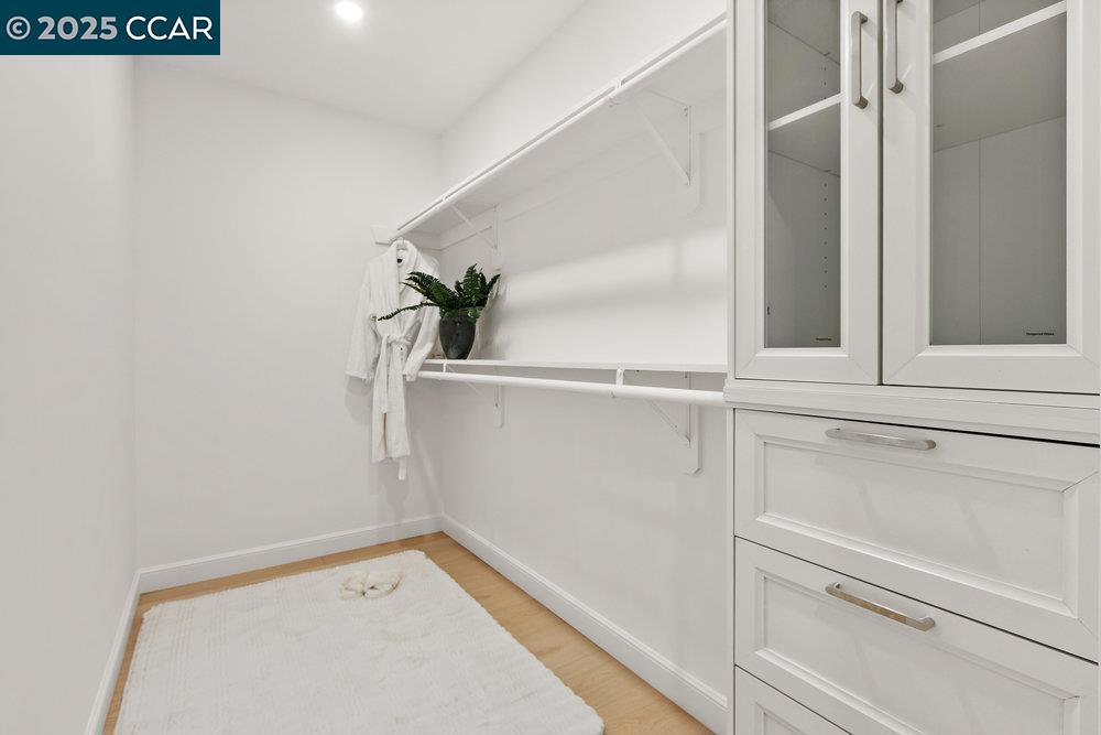 ROSSMOOR - Residential