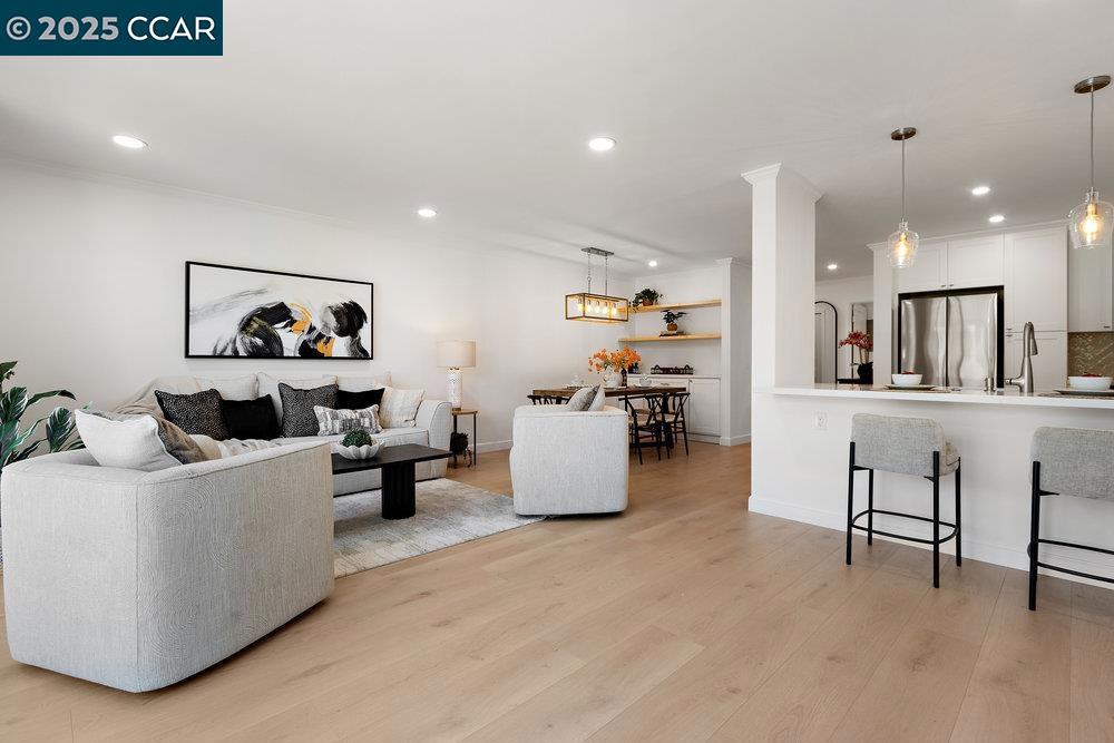 ROSSMOOR - Residential