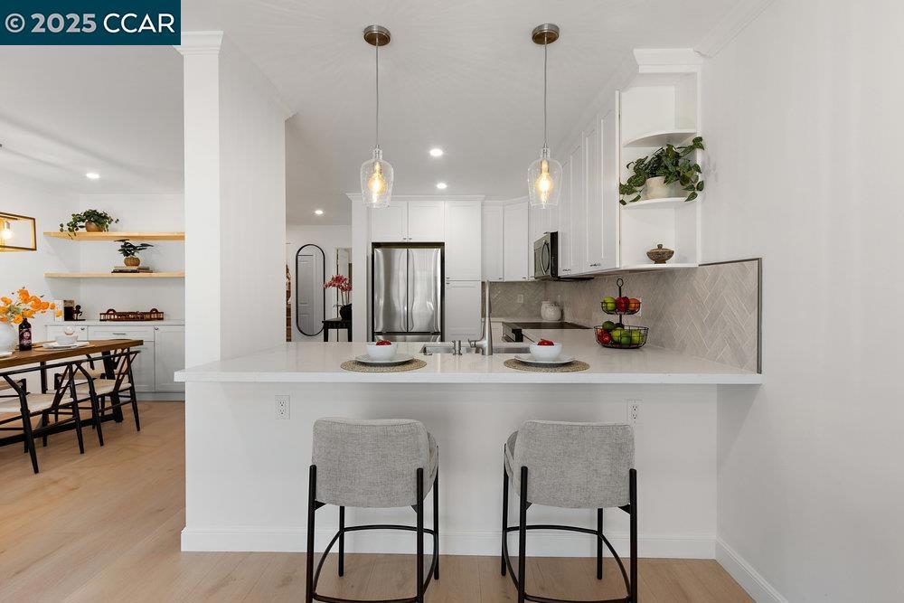 ROSSMOOR - Residential