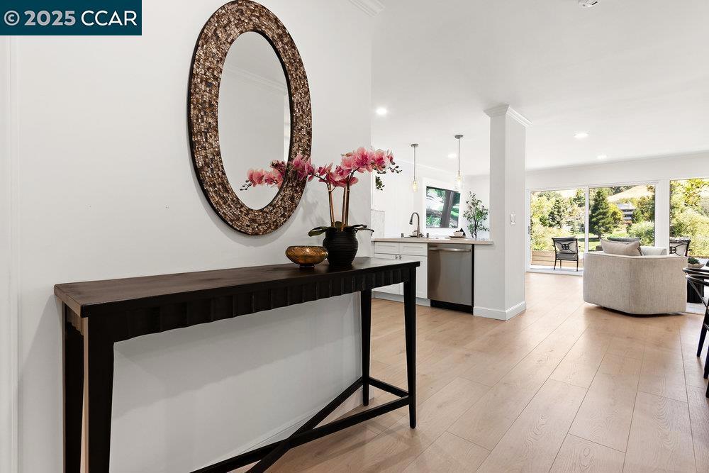 ROSSMOOR - Residential