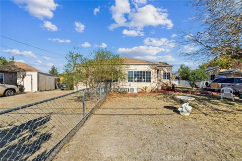Photo of 938 E 2nd Street, San Bernardino, CA 92408 (MLS # GD26143175)