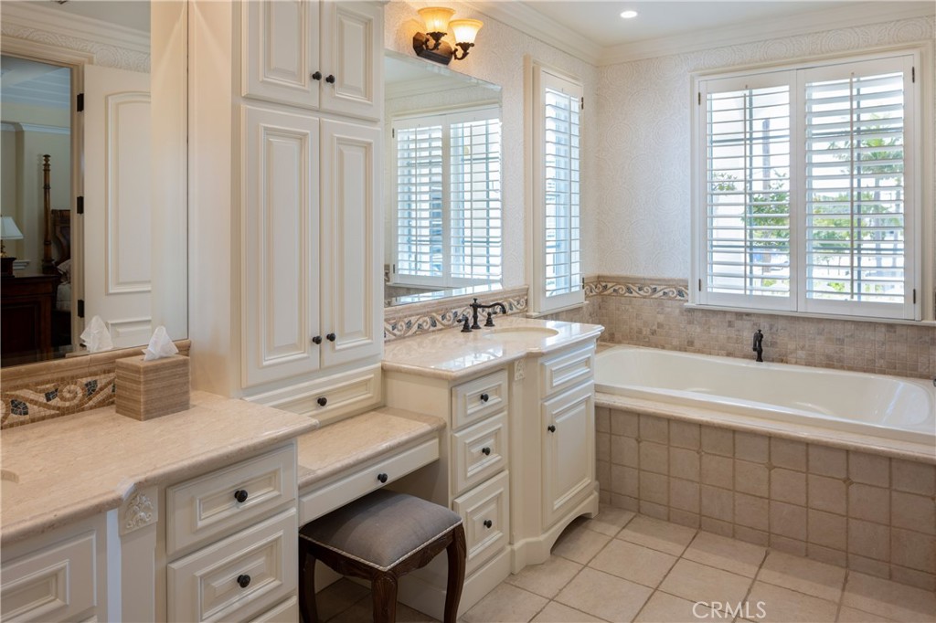 223 Marigold Avenue, Corona Del Mar CA 92625 - Photo 16