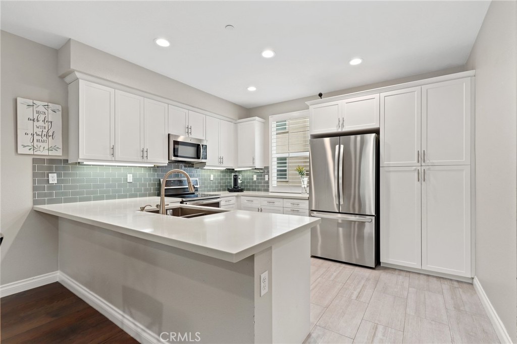 649 W Foothill Boulevard 2