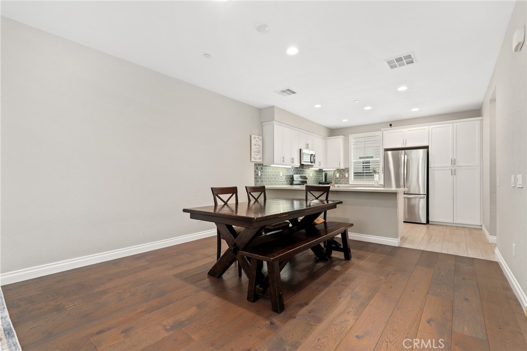 649 W Foothill Boulevard 2