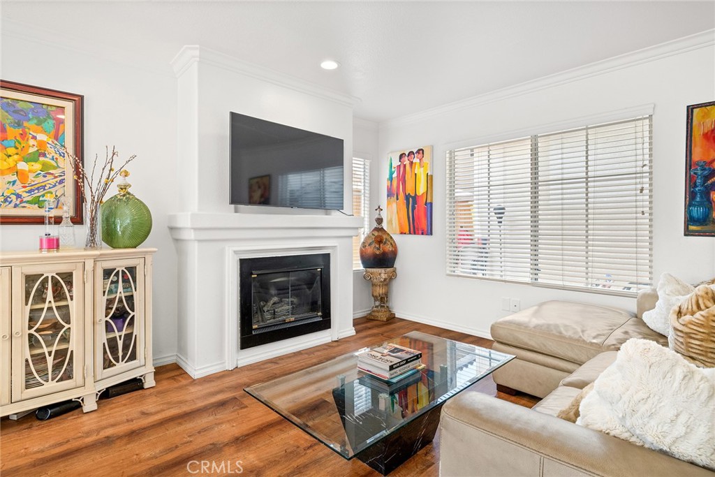 25513 Bayside