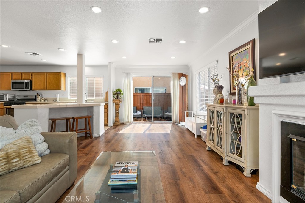 25513 Bayside