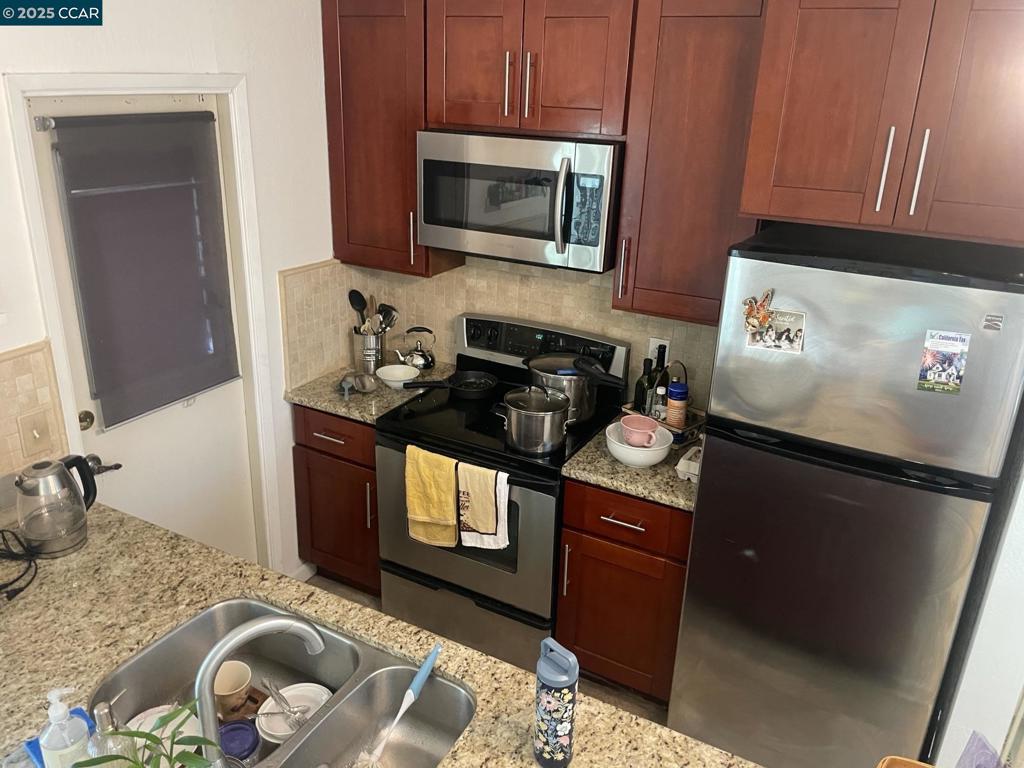 RIDGEVIEW - Residential