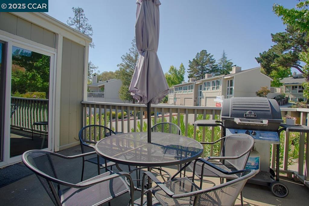 RIDGEVIEW - Residential