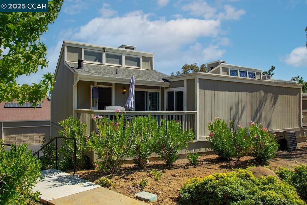 RIDGEVIEW - Residential