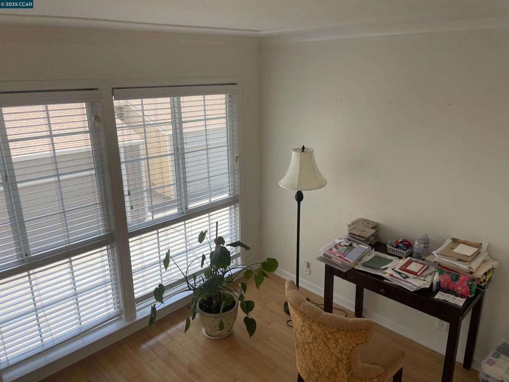 RIDGEVIEW - Residential