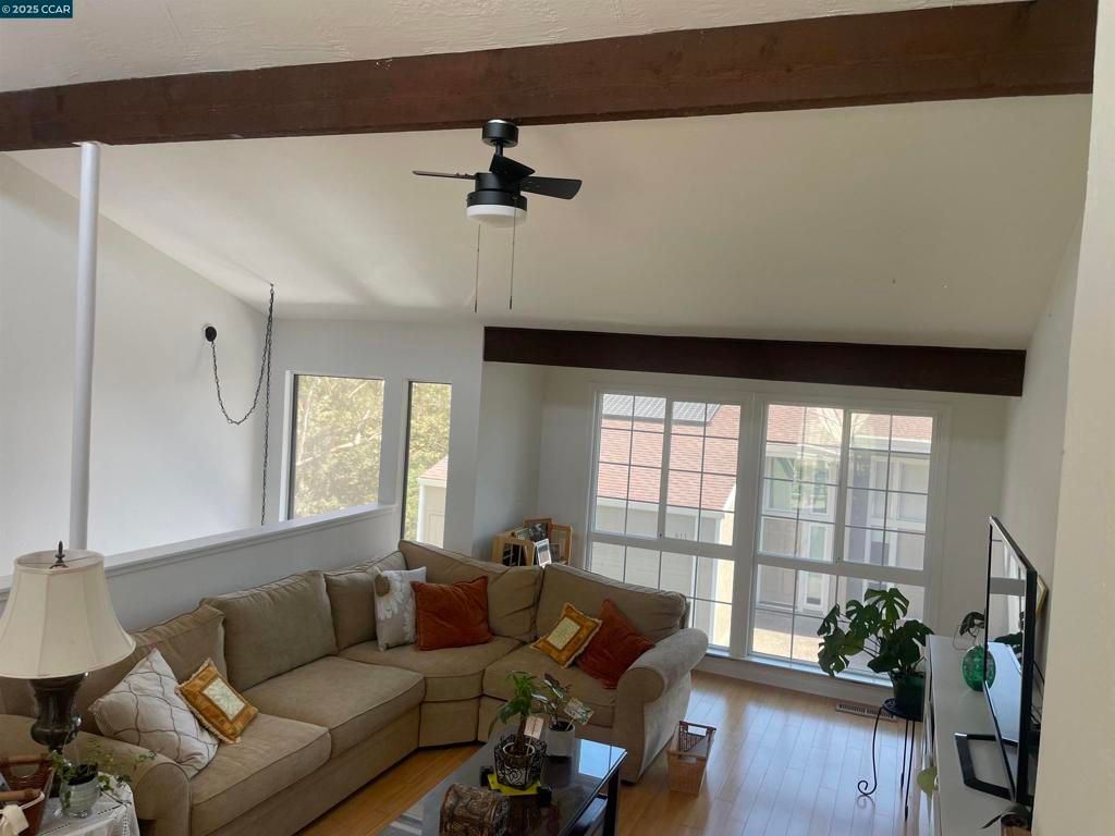 Photo of 407 Ridgeview dr Dr, Pleasant Hill, CA 94523 (MLS # 41115128)