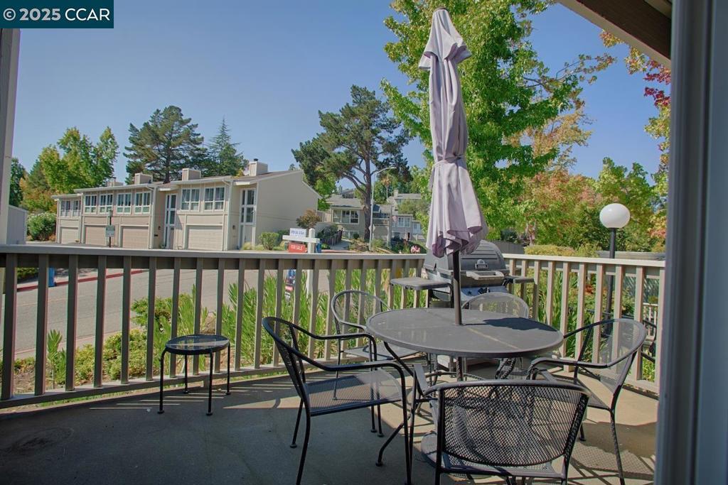 RIDGEVIEW - Residential