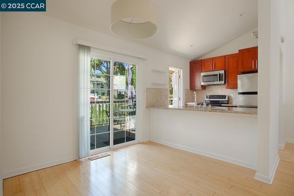 RIDGEVIEW - Residential