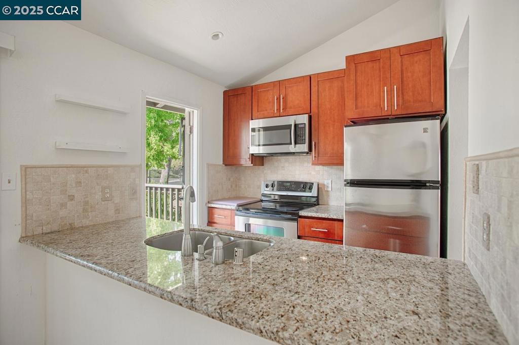 RIDGEVIEW - Residential