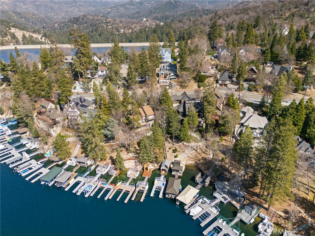 Arrowhead Woods (AWHW) - Residential