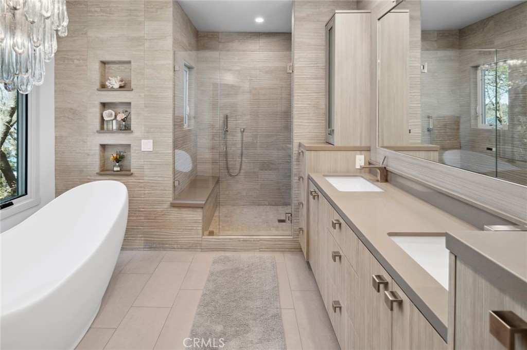 Arrowhead Woods (AWHW) - Residential