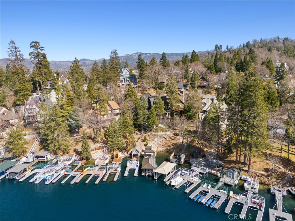 Arrowhead Woods (AWHW) - Residential