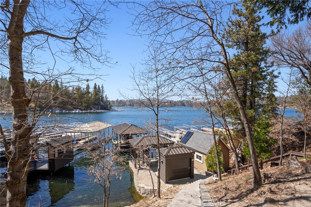 Arrowhead Woods (AWHW) - Residential