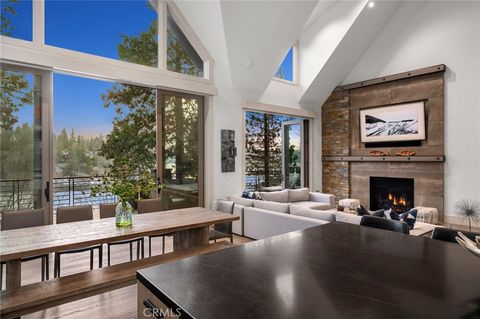 Photo of 496 North State Highway 173, Lake Arrowhead, CA 92352 (MLS # OC25054426)