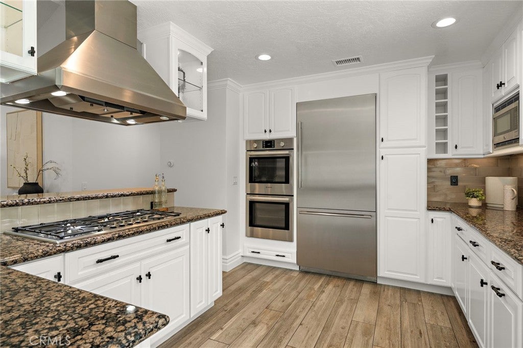 21121 Indigo, Huntington Beach CA 92646 - Photo 8