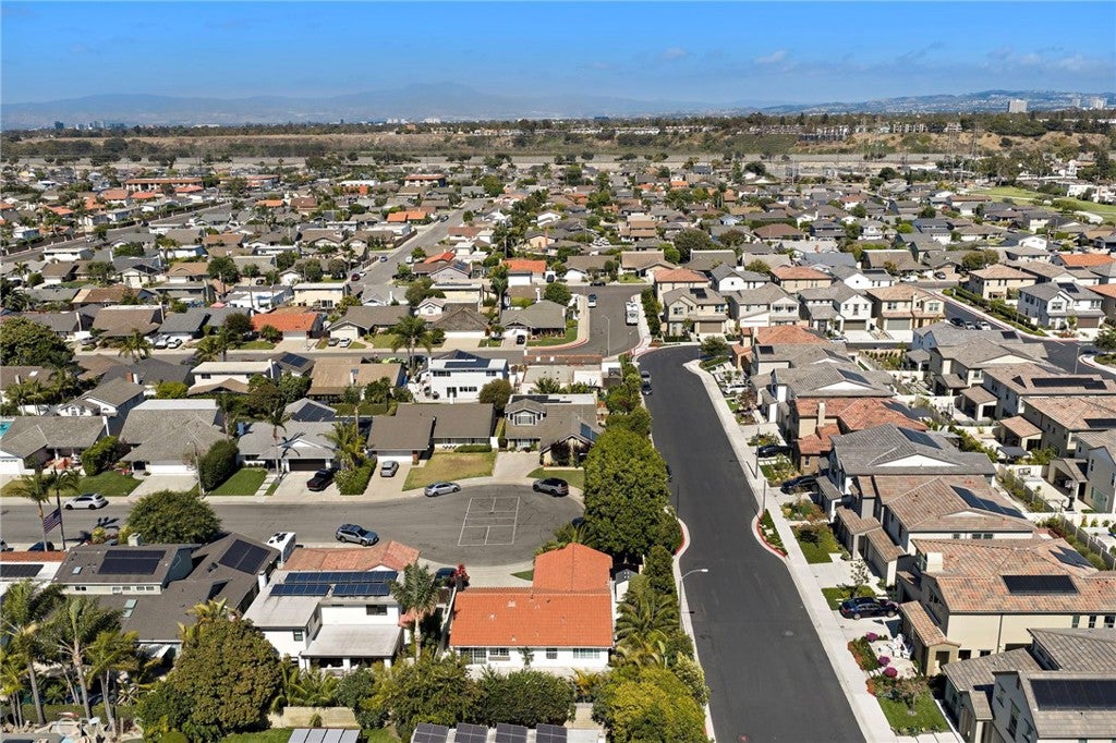 21121 Indigo, Huntington Beach CA 92646 - Photo 39