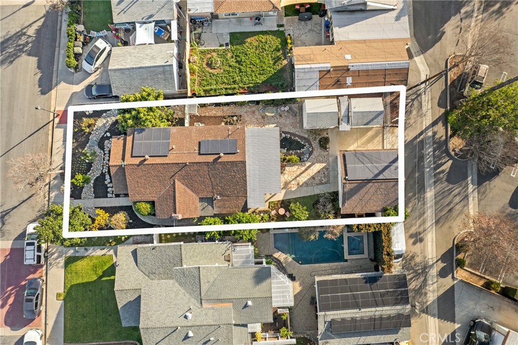 127 S Redwood Avenue