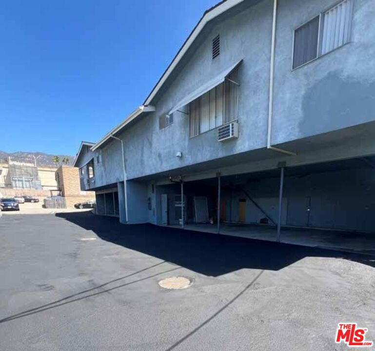 4447 Ocean View Boulevard
