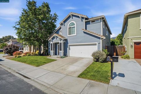 Photo of 120 Mont St Michel Way WAY, Martinez, CA 94553 (MLS # 41134504)