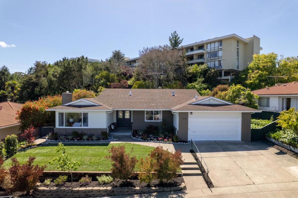 1857 Hunt Drive