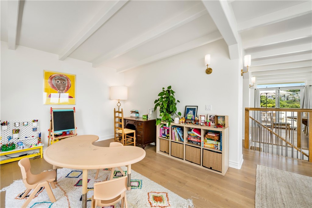 Arch Beach Heights (ABH) - Residential
