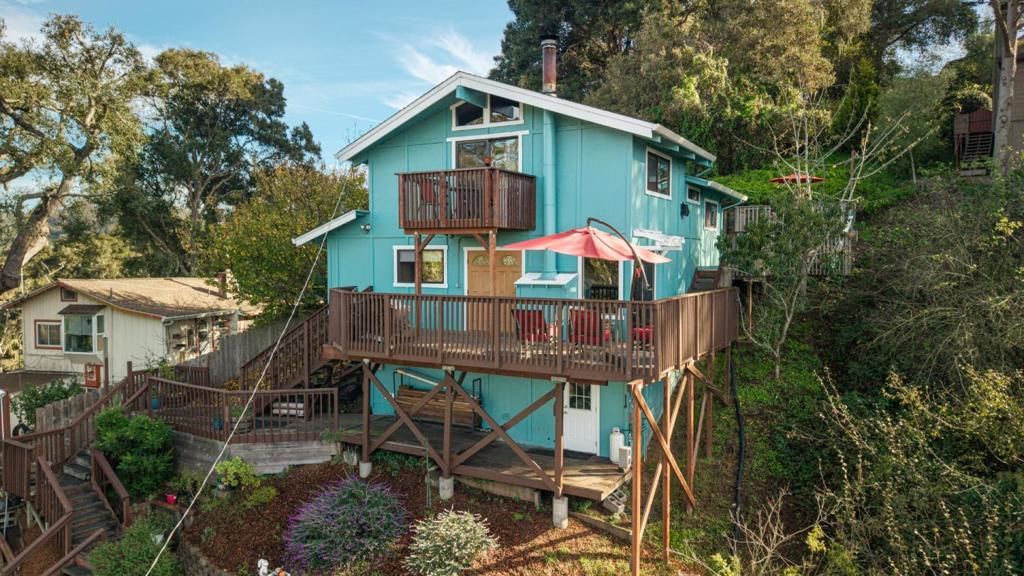 Photo of 630 Encino Drive, Aptos, CA 95003 (MLS # ML82027344)