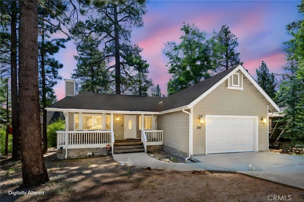 387 Vista Lane