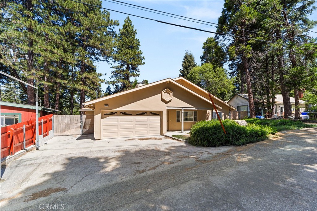 31686 Luring Pines Circle