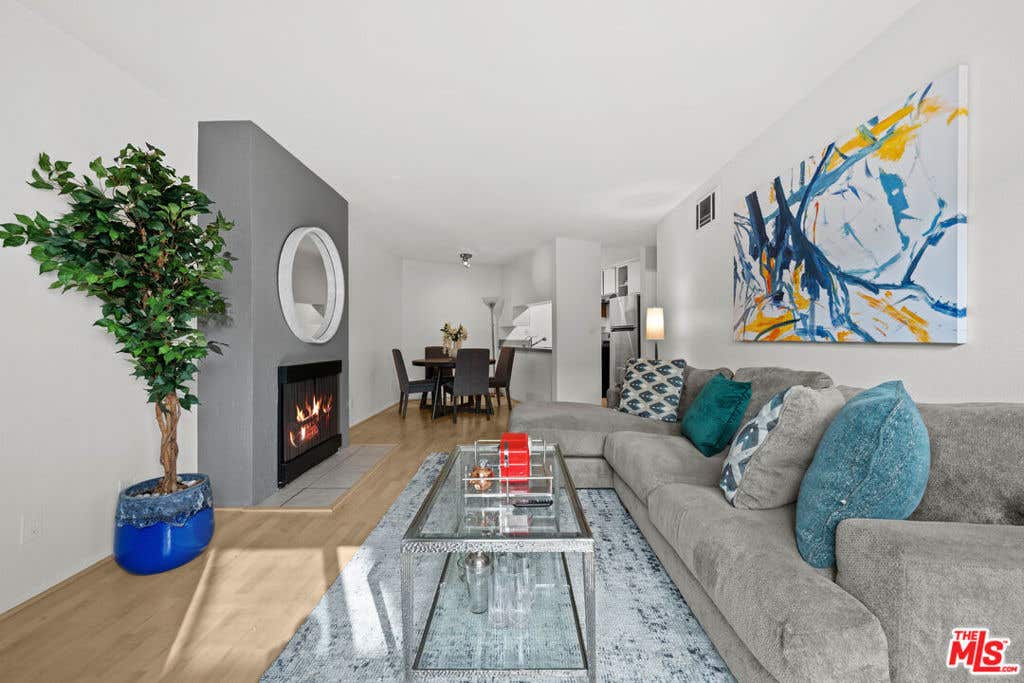 Photo of 3640 Cardiff Avenue #104, Los Angeles, CA 90034 (MLS # 26636417)