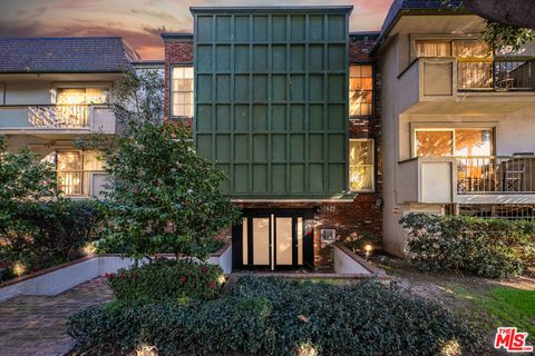 3640 Cardiff Avenue 104 Los Angeles CA 90034